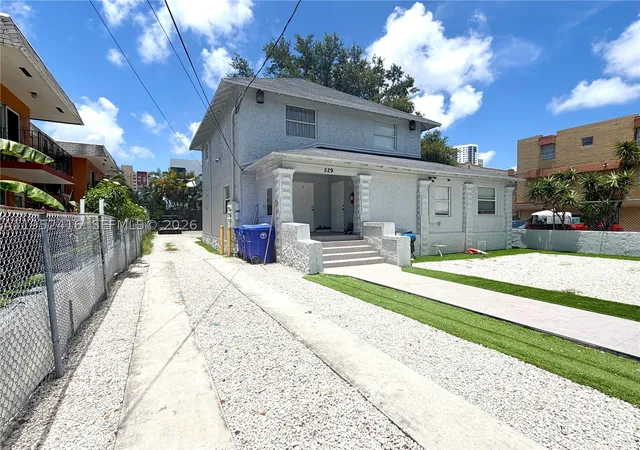 Photo 3 of Multi family home for sale at 529 Sw 3rd St, Miami, FL 33130 | MLS# A11952416 | Listing updated on 2026-09-10