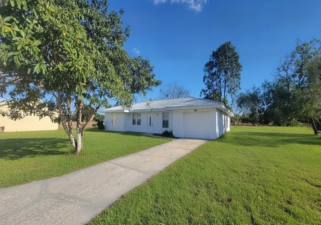 Photo 1 of Sale Pending at 4008 Rye Ct, La Belle, FL 33935 | MLS# A11953121 | Listing updated on 2026-09-05