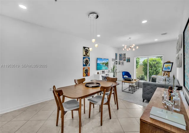 Photo 2 of Condo for sale at 121 Nw 2nd Ave #4, Hallandale Beach, FL 33009 | MLS# A11953519 | Listing updated on 2026-09-02