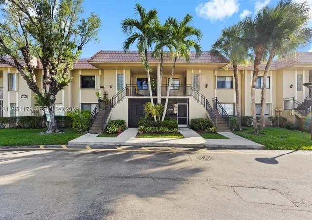 Photo 3 of Condo for sale at 302 Lakeview Dr #203, Weston, FL 33326 | MLS# A11954179 | Listing updated on 2026-09-11