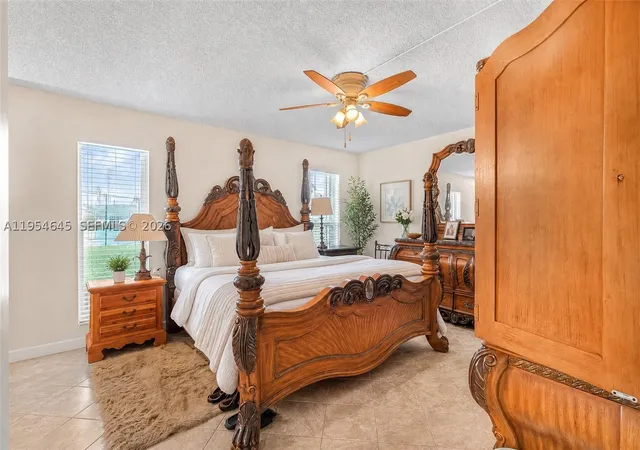 Listing Photo 3 - Condo for sale in building located at 1521 Nw 18Th Ave, Delray Beach, FL 33445 - Unit #101