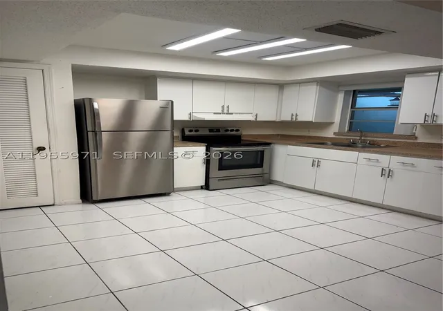 Photo 3 of Single family home for sale at 6532 Sw 18th Ct, North Lauderdale, FL 33068 | MLS# A11955971 | Listing updated on 2026-09-14