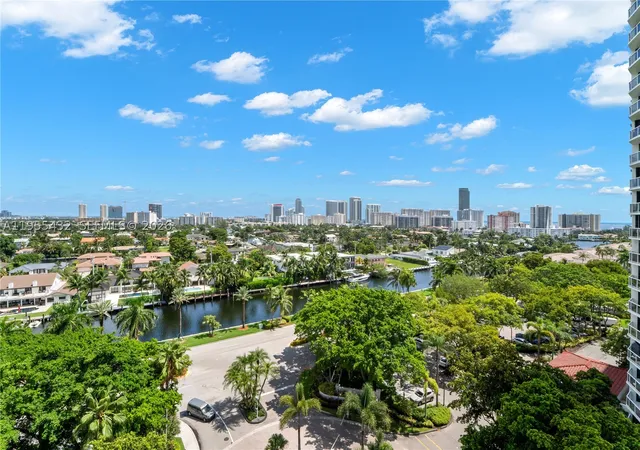Photo 2 of Condo for sale at 3610 Yacht Club Dr #1001, Miami, FL 33180 | MLS# A11955432 | Listing updated on 2026-10-07