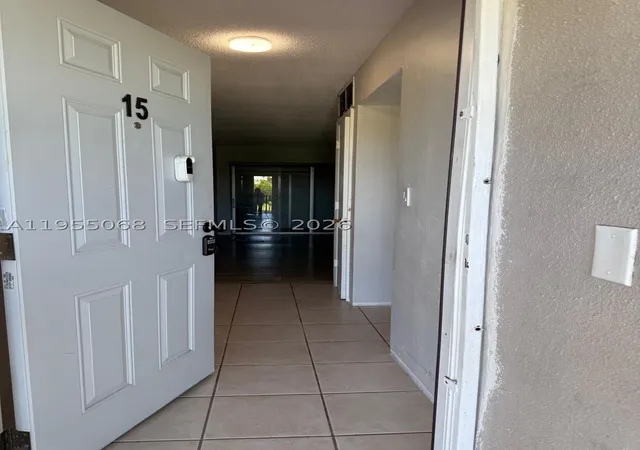 Listing Photo 4 - Condo for sale in building located at 20490 Nw 7Th Ave, Miami, FL 33169 - Unit #15