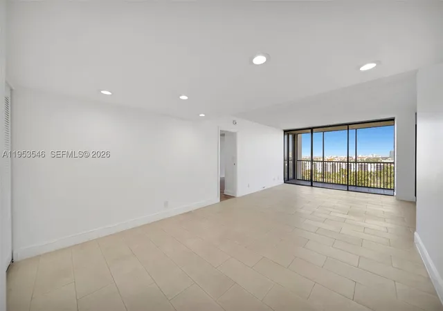 Photo 3 of Condo for sale at 20379 W Country Club Dr #1232, Aventura, FL 33180 | MLS# A11953546 | Listing updated on 2026-09-30