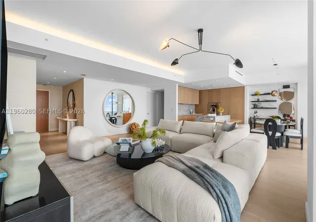 Photo 4 of Condo for sale at 500 Alton #2203, Miami Beach, FL 33139 | MLS# A11960280 | Listing updated on 2026-09-08