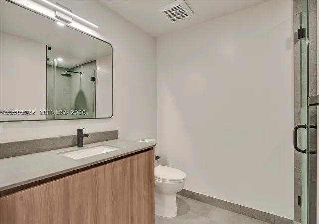 Photo 3 of Condo for sale at 121 Ne 5Th Street #807, Miami, FL 33132 | MLS# A11961922 | Listing updated on 2026-09-26