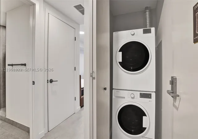 Photo 4 of Condo for sale at 121 Ne 5Th Street #807, Miami, FL 33132 | MLS# A11961922 | Listing updated on 2026-09-26