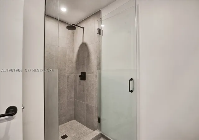 Photo 4 of Condo for sale at 121 Ne 5Th Street #1001B, Miami, FL 33132 | MLS# A11961966 | Listing updated on 2026-10-06