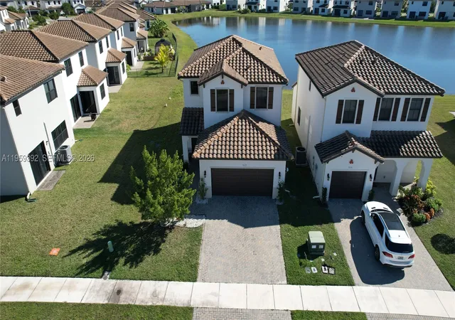 Photo 3 of Single family home for sale at 5632 Cerva Ln, Ave Maria, FL 34142 | MLS# A11959392 | Listing updated on 2026-08-26
