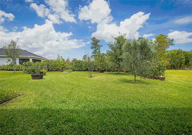 Photo 3 of Single family home for sale at 797 Se Bloomfield Rd, Port Saint Lucie, FL 34984 | MLS# A11963213 | Listing updated on 2026-09-02