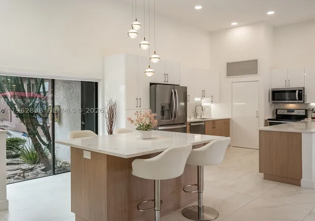Photo 3 of Single family home for sale at 413 Leslie Dr, Hallandale Beach, FL 33009 | MLS# A11962808 | Listing updated on 2026-09-04