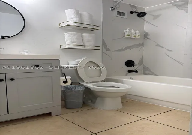 Photo 3 of Condo for sale at 19201 Collins Ave #820, Sunny Isles Beach, FL 33160 | MLS# A11961962 | Listing updated on 2026-08-26