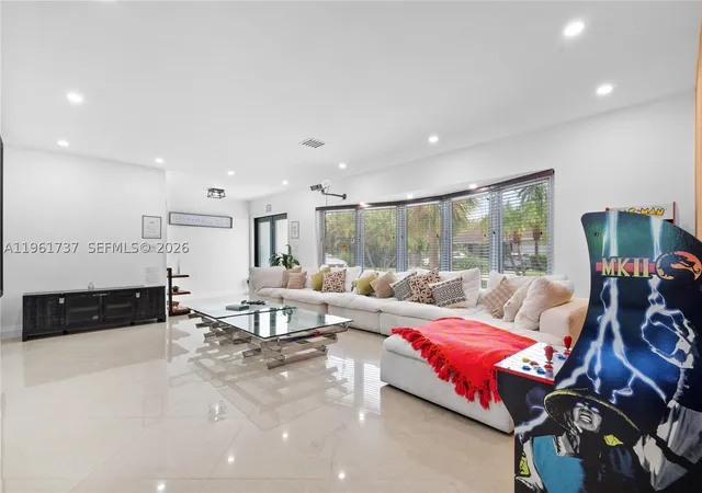 Photo 4 of Single family home for sale at 1144 Adams St, Hollywood, FL 33019 | MLS# A11961737 | Listing updated on 2026-08-31