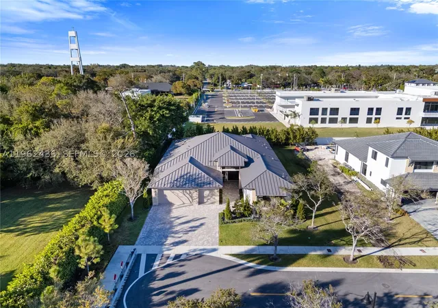 Photo 2 of Sale Pending at 7387 Sw 74th Ln, Miami, FL 33143 | MLS# A11962436 | Listing updated on 2026-10-06
