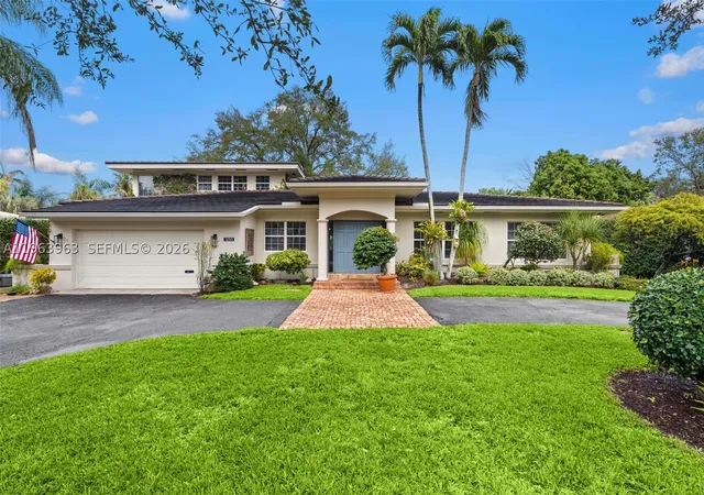 Photo 1 of Single family home for sale at 1255 Algardi Ave, Miami, FL 33146 | MLS# A11963963 | Listing updated on 2026-09-08