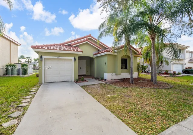 Photo 2 of Single family home for sale at 14734 Via Tivoli Ct, Davie, FL 33325 | MLS# A11965030 | Listing updated on 2026-09-13