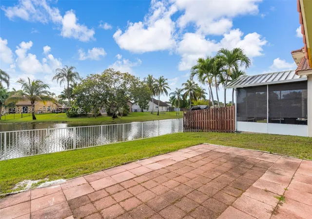 Photo 4 of Single family home for sale at 14734 Via Tivoli Ct, Davie, FL 33325 | MLS# A11965030 | Listing updated on 2026-09-13