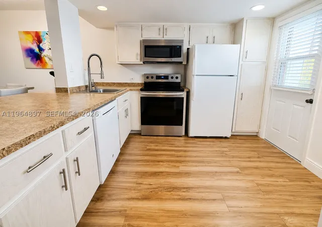 Photo 2 of Sale Pending at 445 Ne 195th St #429, Miami, FL 33179 | MLS# A11964897 | Listing updated on 2026-09-10