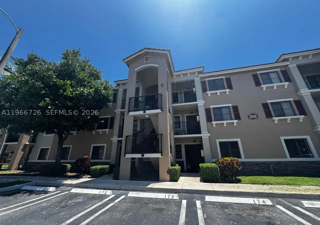 Condo for sale at 22621 Sw 88Th Pl #302-8, Cutler Bay, FL 33190 | MLS# A11966726