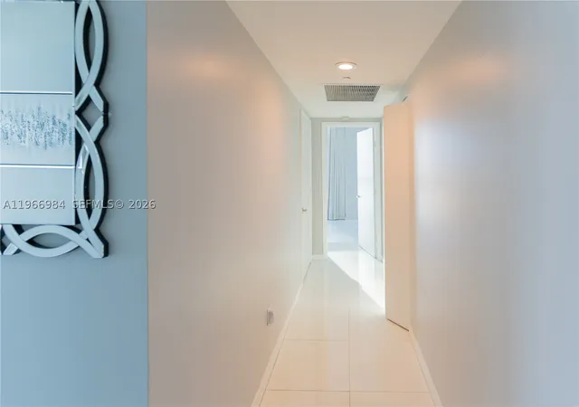 Photo 3 of Condo for sale at 465 Brickell Ave #4802, Miami, FL 33131 | MLS# A11966984 | Listing updated on 2026-09-10