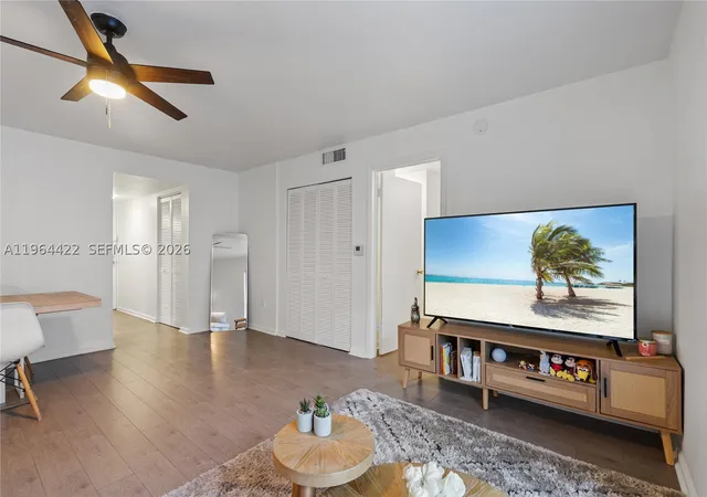 Listing Photo 5 - Condo for sale in building located at 1615 Meridian Ave, North Miami Beach, FL 33139 - Unit #202