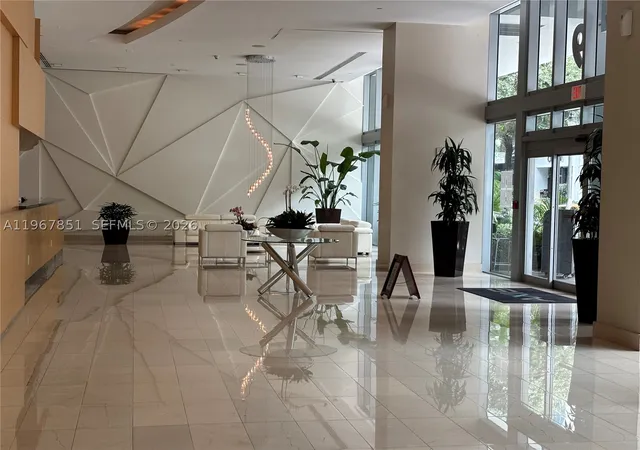 Listing Photo 4 - Condo for sale in The Axis On Brickell located at 79 Sw 12Th St, Miami, FL 33130 - Unit #2703-S