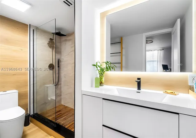 Listing Photo 2 - Condo for sale in building located at 3745 Ne 171St St, North Miami Beach, FL 33160 - Unit #76