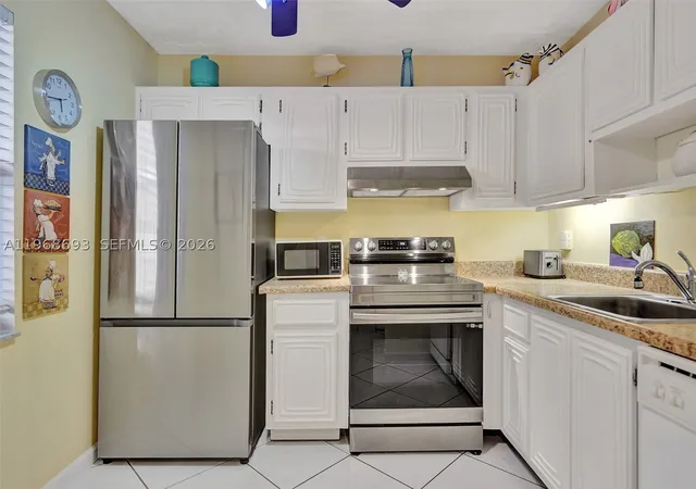 Sale Pending at 2861 Somerset Dr #211, Lauderdale Lakes, FL 33311 | MLS# A11968693 | Listing updated on 2026-10-02