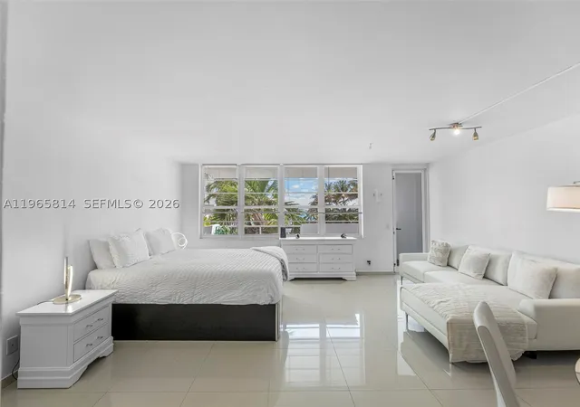 Photo 2 of Condo for sale at 100 Lincoln Rd #417, Miami Beach, FL 33139 | MLS# A11965814 | Listing updated on 2026-08-27