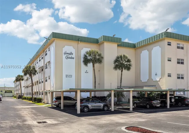 Photo 3 of Condo for sale at 804 Se 7th St #402, Deerfield Beach, FL 33441 | MLS# A11970352 | Listing updated on 2026-10-06