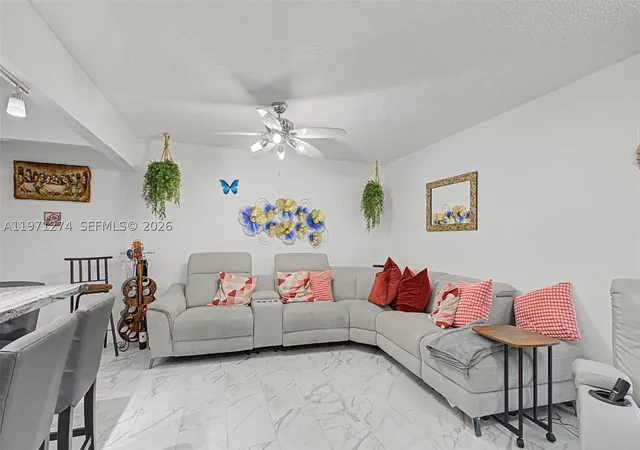 Listing Photo 4 - Condo for sale in Villas San Miguel Condo located at 399 Nw 72Nd Ave, Miami, FL 33126 - Unit #320