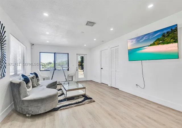 Photo 4 of Single family home for sale at 4029 Sw 22Nd St, West Park, FL 33023 | MLS# A11971781 | Listing updated on 2026-09-16
