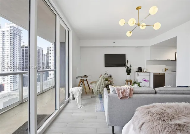 Photo 4 of Condo for sale at 50 Biscayne Blvd #1909, Miami, FL 33132 | MLS# A11972020 | Listing updated on 2026-09-10