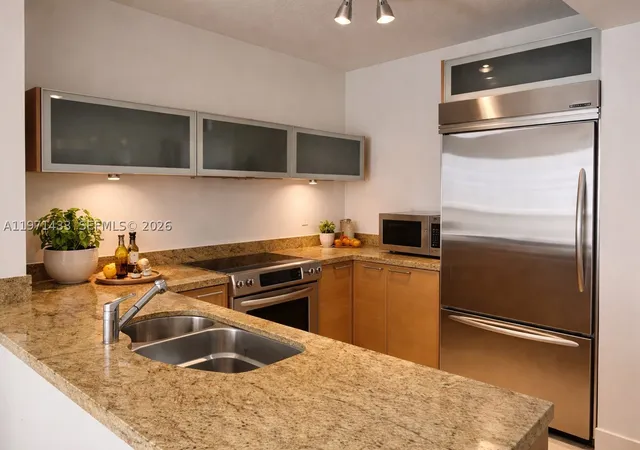 Photo 3 of Condo for sale at 16275 Collins Ave #2603, Sunny Isles Beach, FL 33160 | MLS# A11971433 | Listing updated on 2026-09-15