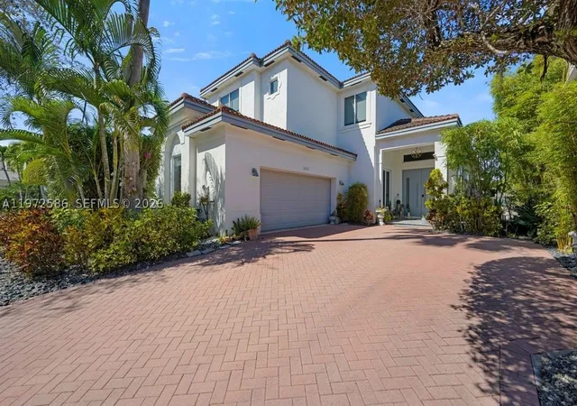 Single family home for sale at 1615 Ne 196Th St, Miami, FL 33179 | MLS# A11972586