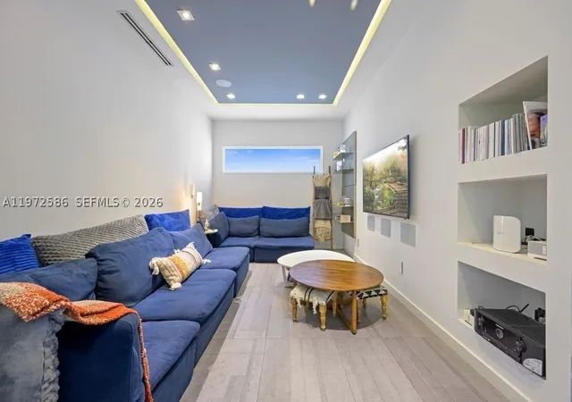 Photo 4 of Single family home for sale at 1615 Ne 196Th St, Miami, FL 33179 | MLS# A11972586 | Listing updated on 2026-10-06