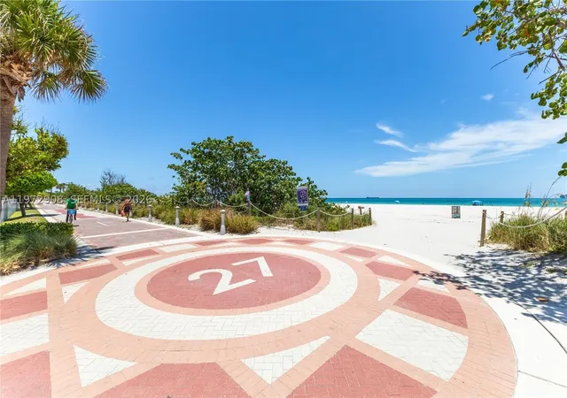 Photo 4 of Condo for sale at 2655 Collins Ave #1404, Miami Beach, FL 33140 | MLS# A11972908 | Listing updated on 2026-09-14