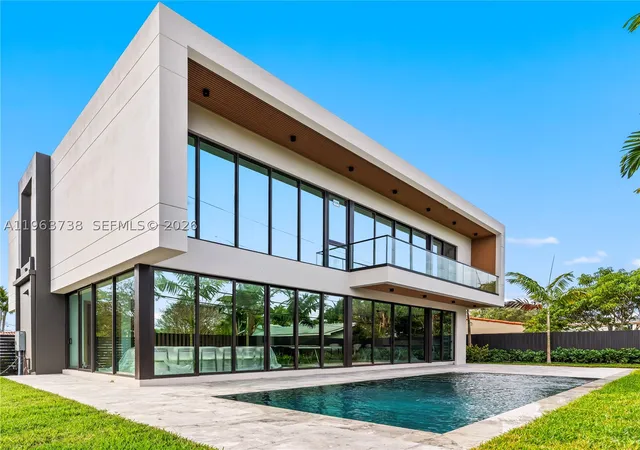Photo 3 of Sale Pending at 4401 Sw 14th St, Miami, FL 33134 | MLS# A11963738 | Listing updated on 2026-09-14