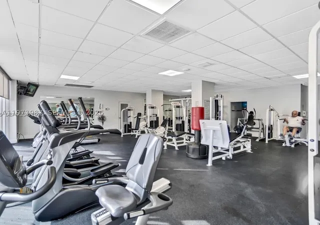 Photo 3 of Condo for sale at 3140 S Ocean Dr #1812, Hallandale Beach, FL 33009 | MLS# A11973987 | Listing updated on 2026-09-16