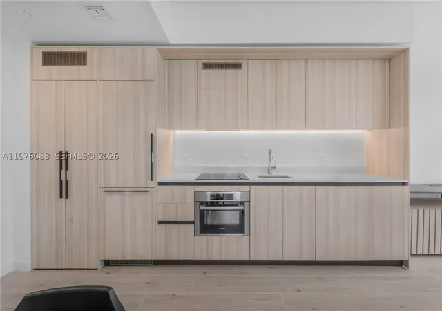 Listing Photo 5 - Condo for sale in building located at 225 N Miami, Miami, FL 33128 - Unit #3009
