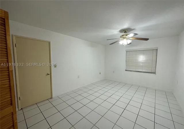 Listing Photo 5 - Condo for sale at Pine Grove Condo, Unit 210K 11279 Sw 88Th St, Pine Grove Condo, Miami, FL 33176 | Built Year: 1969-1969