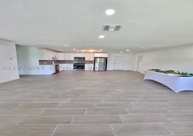 Photo 2 of Single family home for sale at 4438 E Riverside Dr, Fort Myers, FL 33905 | MLS# A11976697 | Listing updated on 2026-09-27