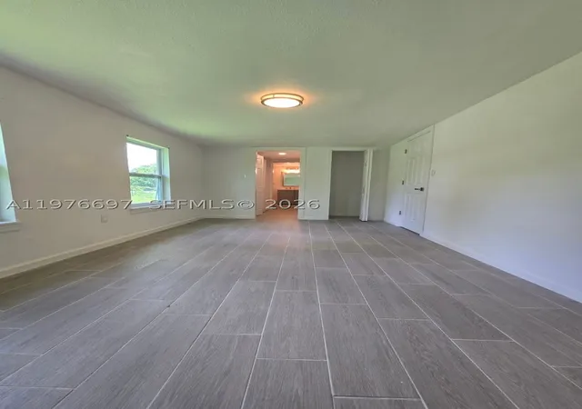 Photo 3 of Single family home for sale at 4438 E Riverside Dr, Fort Myers, FL 33905 | MLS# A11976697 | Listing updated on 2026-09-27