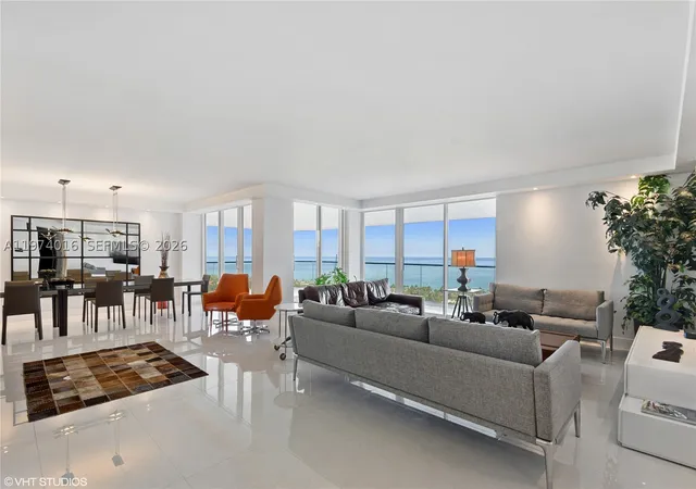 Photo 3 of Condo for sale at 19707 Turnberry Way #28J, Miami, FL 33180 | MLS# A11974016 | Listing updated on 2026-09-03