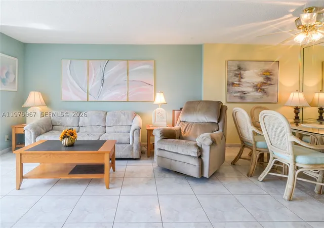 Listing Photo 5 - Condo for sale in building located at 101 Se 3Rd Ave, Dania Beach, FL 33004 - Unit #401