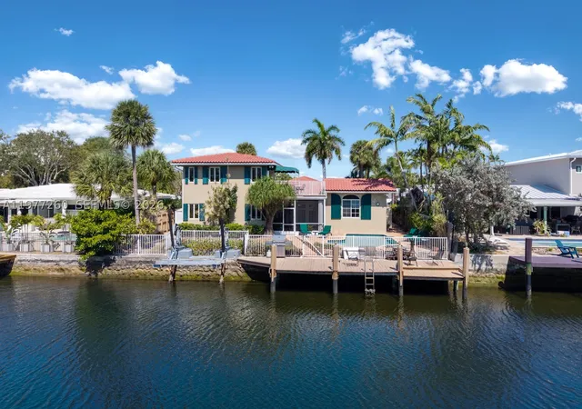 Photo 2 of Single family home for sale at 2046 Ne 15th St, Fort Lauderdale, FL 33304 | MLS# A11977260 | Listing updated on 2026-09-13