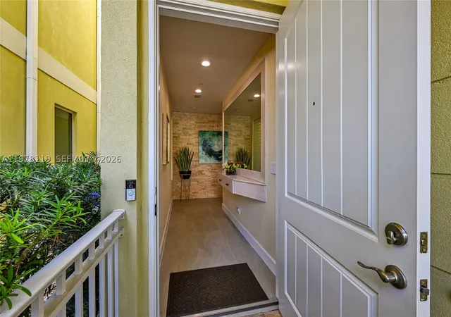 Photo 3 of Townhouse for sale at 346 Elm St #A-10, Hollywood, FL 33019 | MLS# A11978119 | Listing updated on 2026-08-27