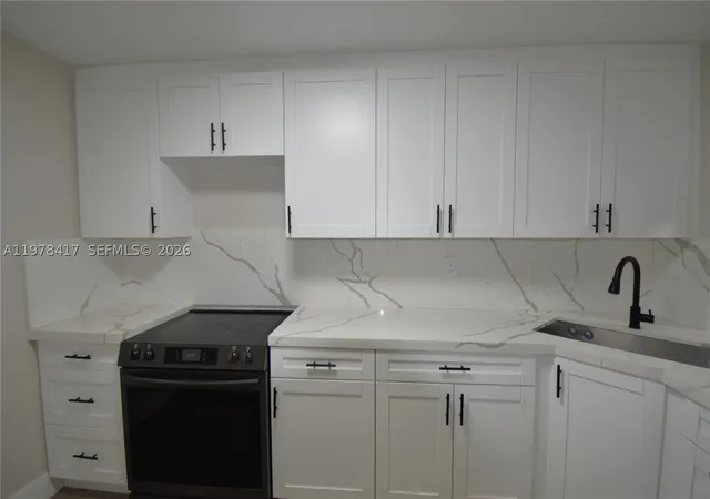 Photo 1 of Condo for sale at 7500 Nw 17Th St #102, Plantation, FL 33313 | MLS# A11978417 | Listing updated on 2026-09-19