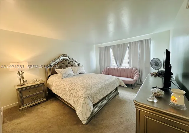 Listing Photo 4 - Condo for sale in building located at 301 Golden Isles Dr, Hallandale Beach, FL 33009 - Unit #114